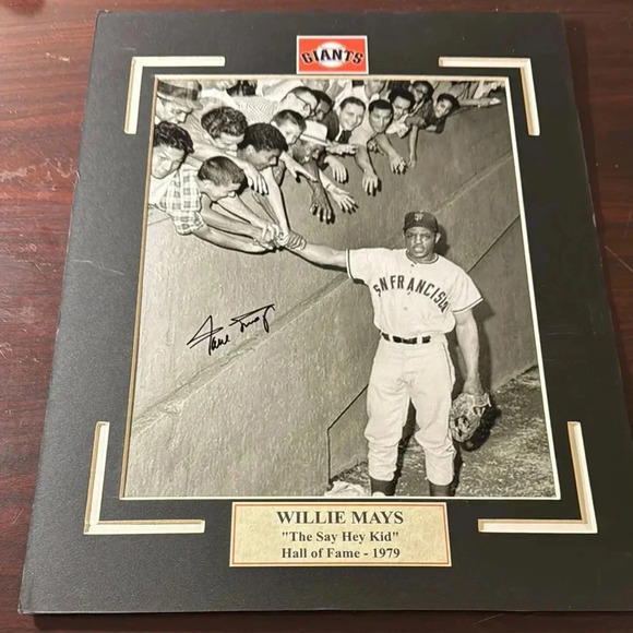 Willie Mays Giants Hall of Fame 1979 Signed Photo - Picture 1 of 1